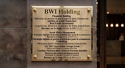 Plaque de BWI Holding au complexe « le Krypton 83 »